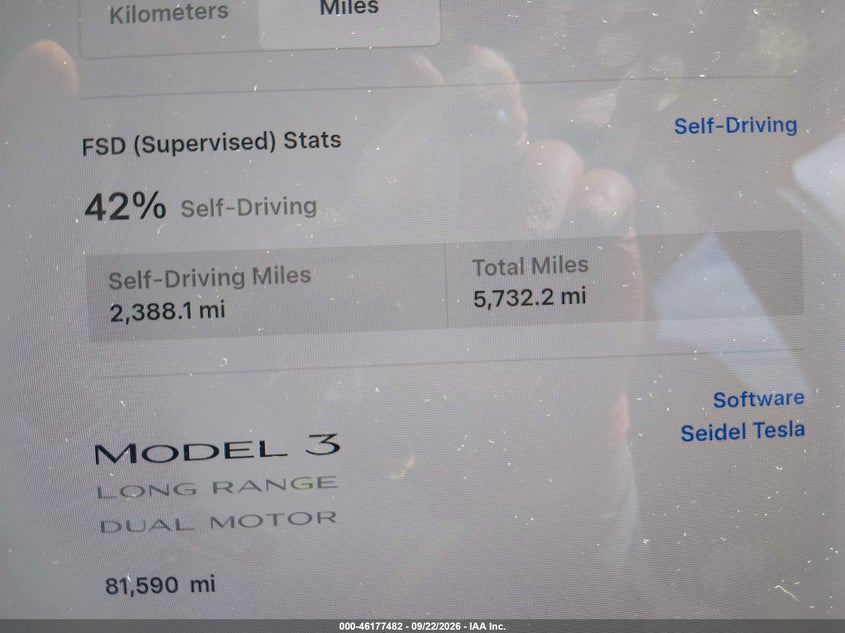 TESLA MODEL 3 - zdjęcie 15