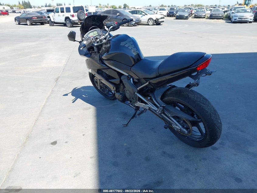 KAWASAKI EX650 2009
