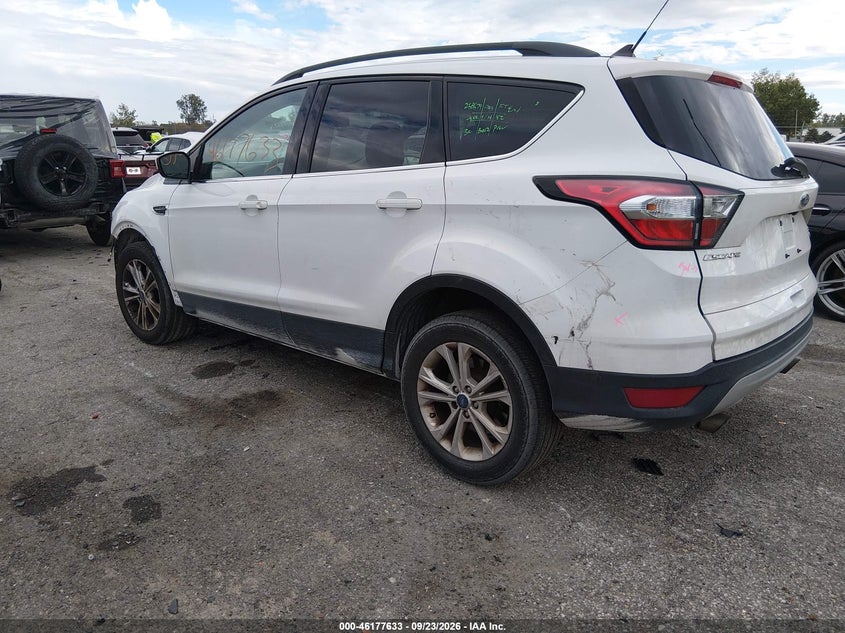 Vin: 1fmcu9gd5juc75397, lot: 46677493, ford escape se 20183