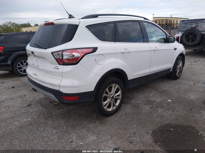 Vin: 1fmcu9gd5juc75397, lot: 46677493, ford escape se 20184