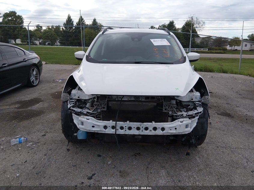2018 FORD ESCAPE SE · Фото 12