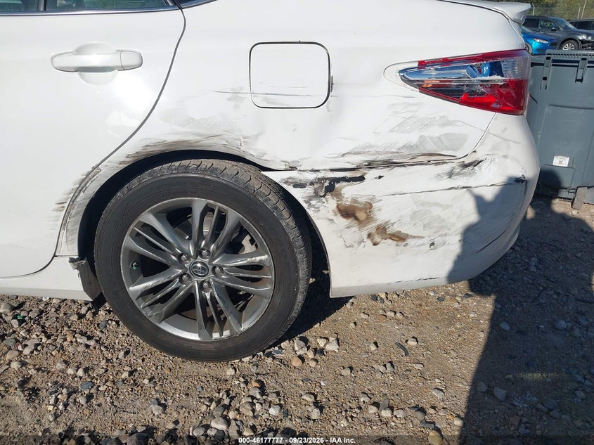 TOYOTA CAMRY - zdjęcie 6
