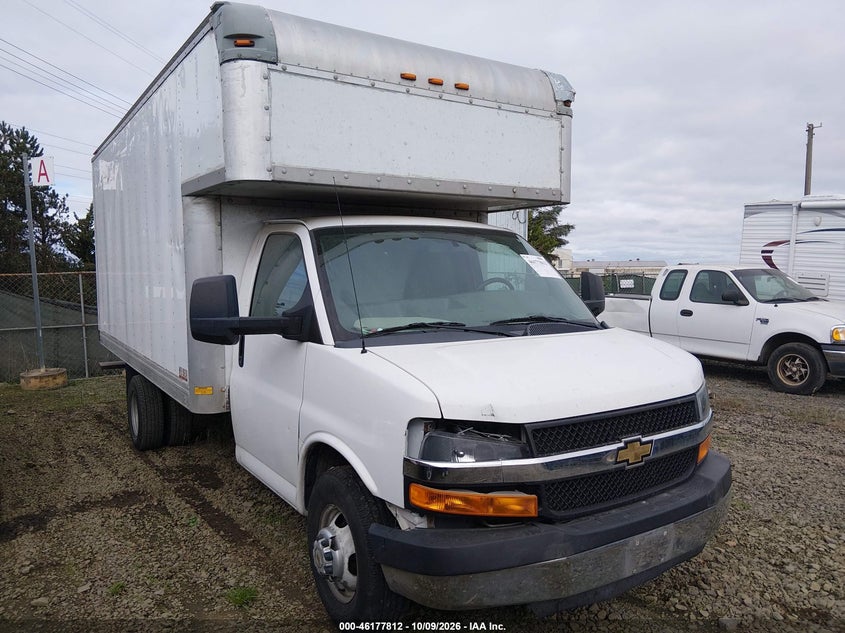 2013 Chevrolet Express Cutaway 3500