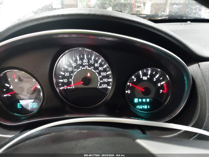 2013 CHRYSLER 200 TOURING · Фото 7