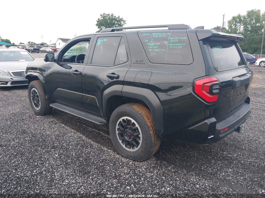 Vin: jteva5br7s5003863, lot: 46677777, toyota 4runner trd off road premium 20253