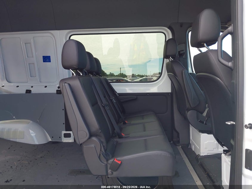 MERCEDES-BENZ SPRINTER 2500 - zdjęcie 8