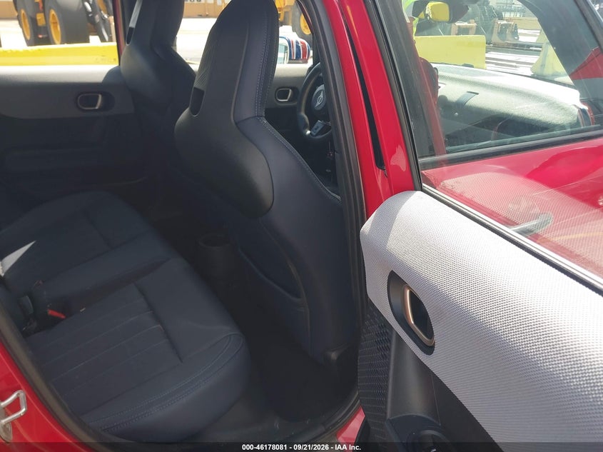 2025 MINI HARDTOP auction photo 8