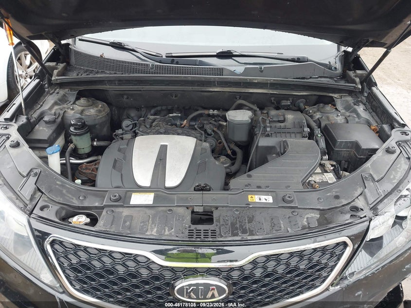 Фото 10 - KIA SORENTO