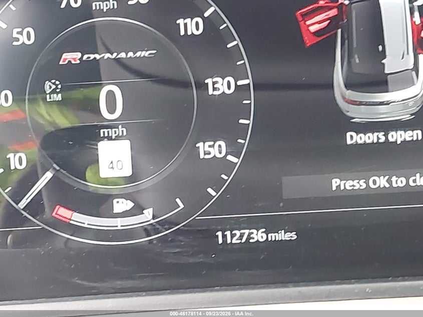 LAND ROVER RANGE ROVER VELAR - zdjęcie 15