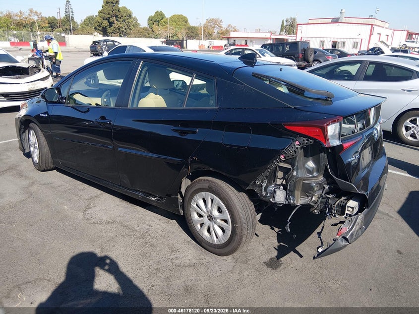 Vin: jtdkarfu6l3121185, lot: 46677980, toyota prius le 20203