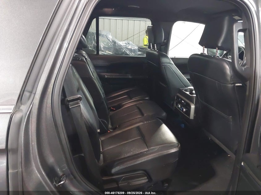 2019 FORD EXPEDITION XLT · Фото 8