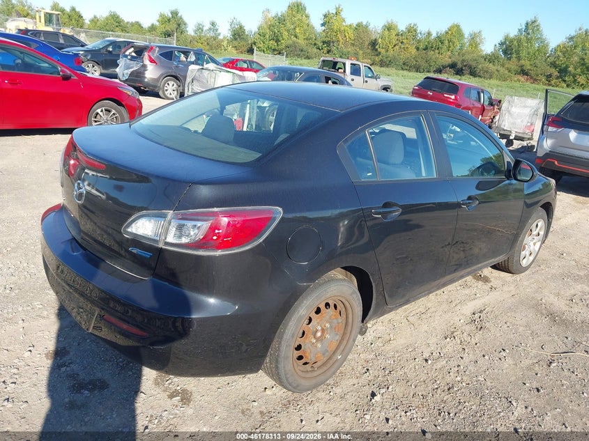 Vin: jm1bl1upxd1833673, lot: 46678173, mazda mazda3 i sport 20134
