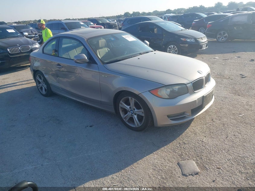 Vin: wbaup7c53avk77420, lot: 46678190, bmw 128i 2010 img_1