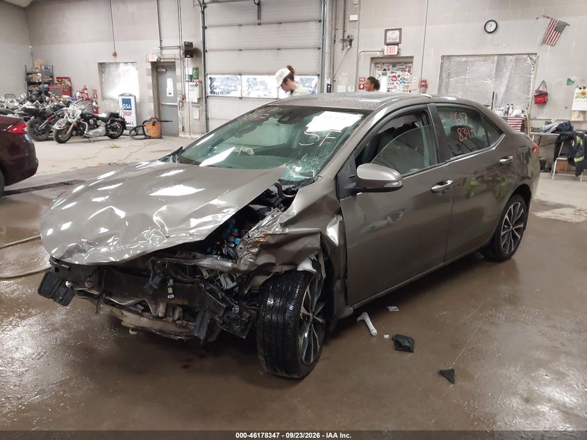 Vin: 2t1burhe5hc758774, lot: 46678207, toyota corolla se 20172