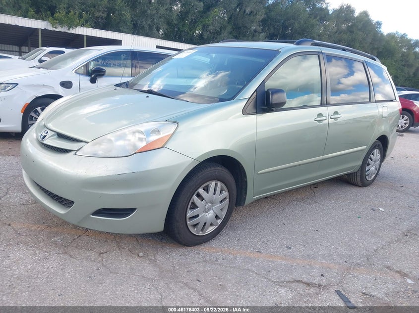 2008 Toyota Sienna, Обычный износ, IAAI, VIN 5TDZK23C68S181133 — фото 2