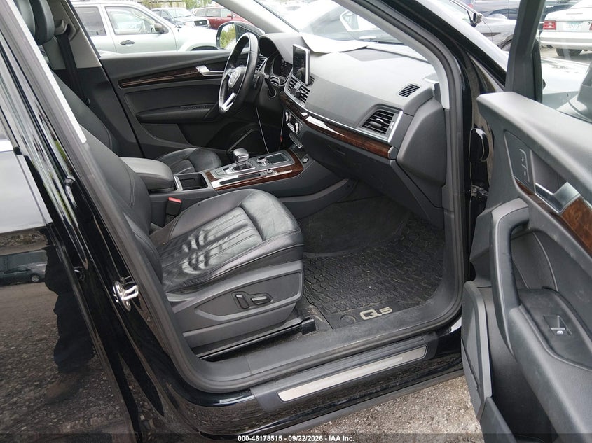 AUDI Q5 - zdjęcie 5