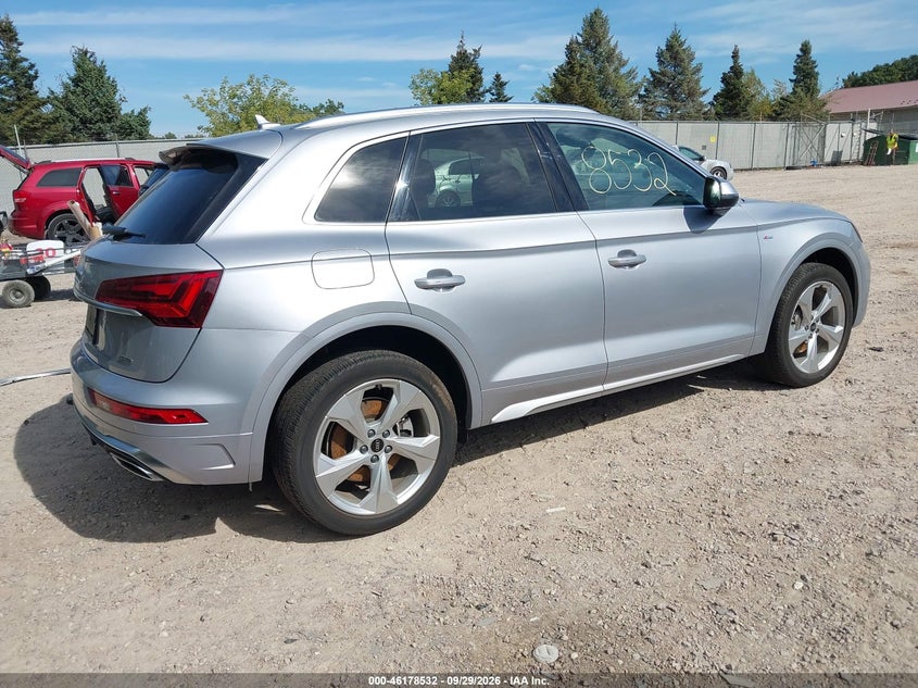 AUDI Q5 - zdjęcie 4