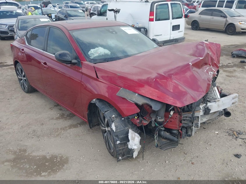 Vin: 1n4al4cv9lc185393, lot: 46678545, nissan altima sr vc-turbo fwd 2020 img_1
