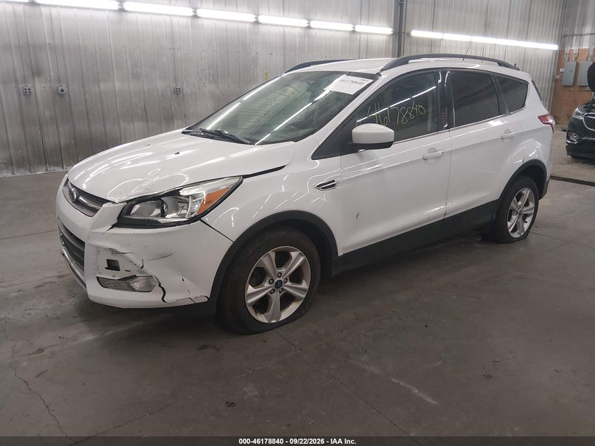 2014 Ford Escape, Normal Wear & Tear, IAAI, VIN 1FMCU0GX1EUA22301 — photo 2