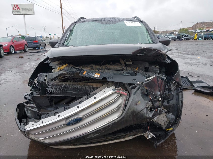 2018 FORD ESCAPE SE · Фото 13