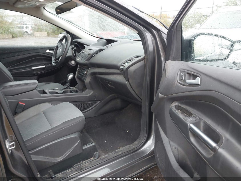 2018 FORD ESCAPE SE · Фото 5