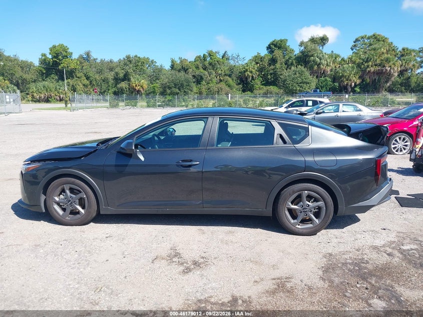 2025 KIA K4 LXS · Фото 14