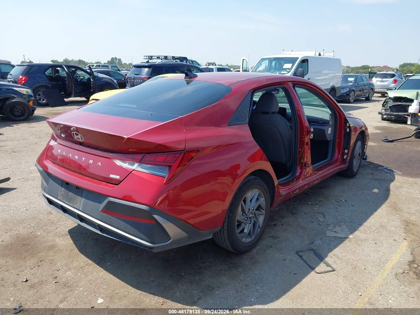 Vin: kmhlm4dj2ru100730, lot: 46678995, hyundai elantra hybrid blue 20244