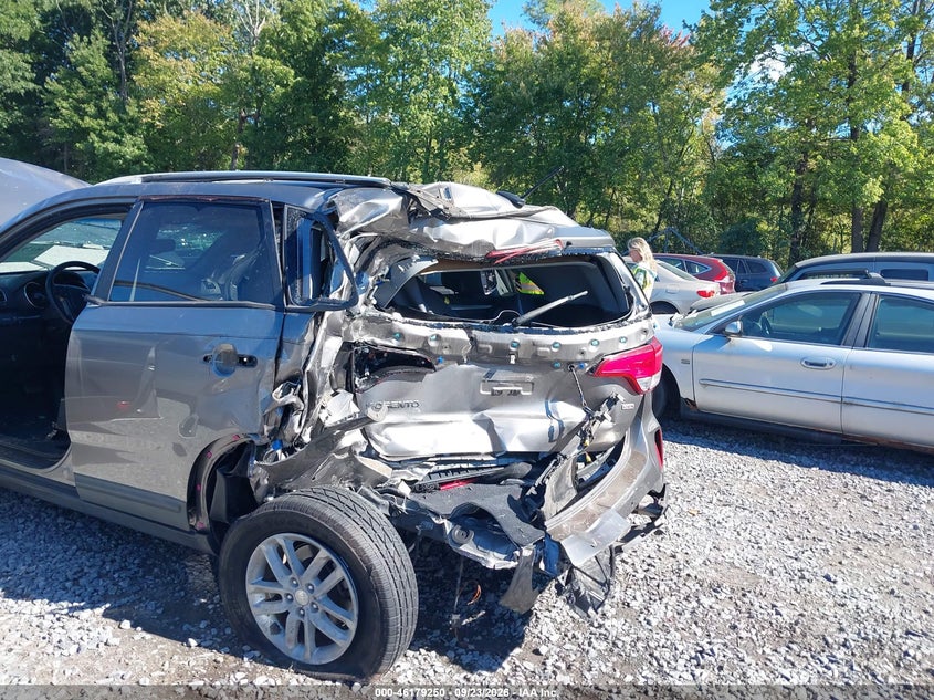 KIA SORENTO 2015 VIN 5XYKT3A67FG660236