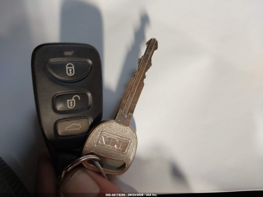 2007 HUMMER H3 SUV · Фото 11
