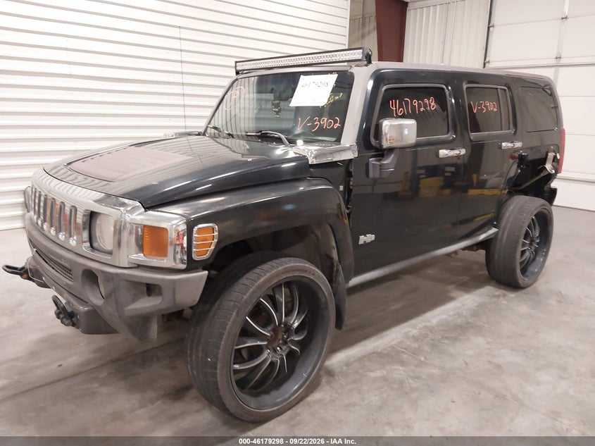 2007 HUMMER H3 SUV · Фото 2