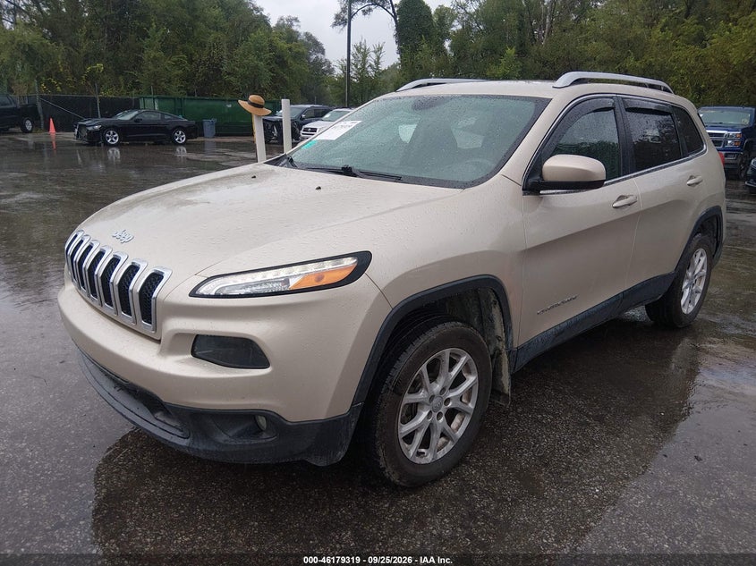 2015 Jeep Cherokee, Удар ззаду, IAAI, VIN 1C4PJLCBXFW584309 — фото 2