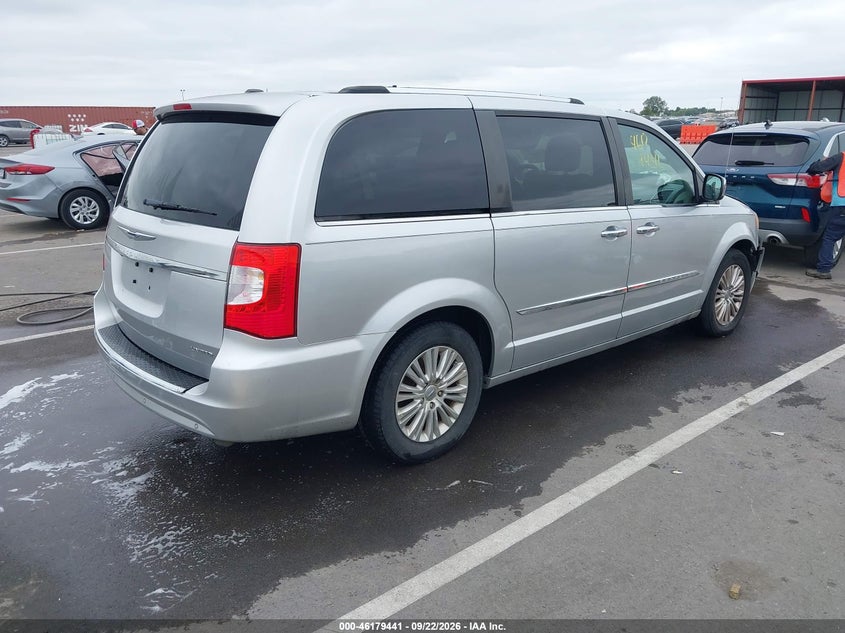Vin: 2c4rc1gg7cr403801, lot: 46679300, chrysler town & country limited 20124
