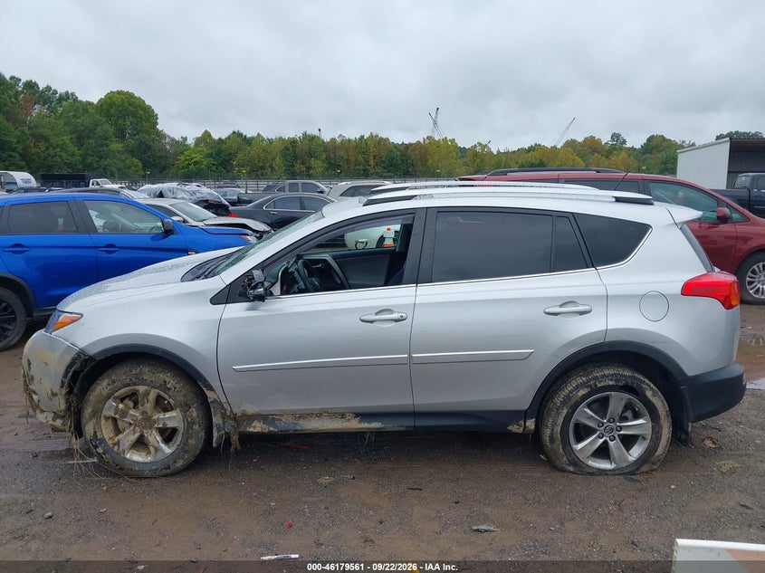 TOYOTA RAV4 - zdjęcie 14