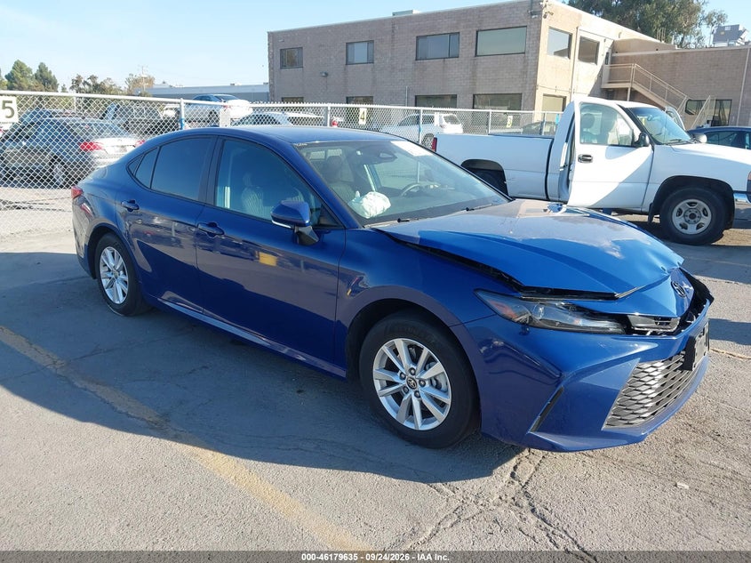 TOYOTA CAMRY
