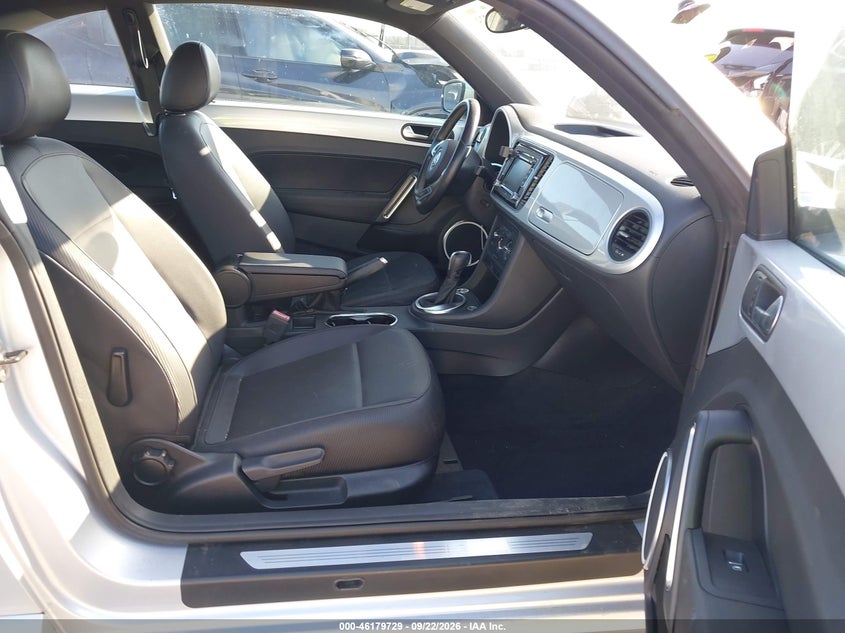 VOLKSWAGEN BEETLE 2012 VIN 3VWJP7AT9CM634326