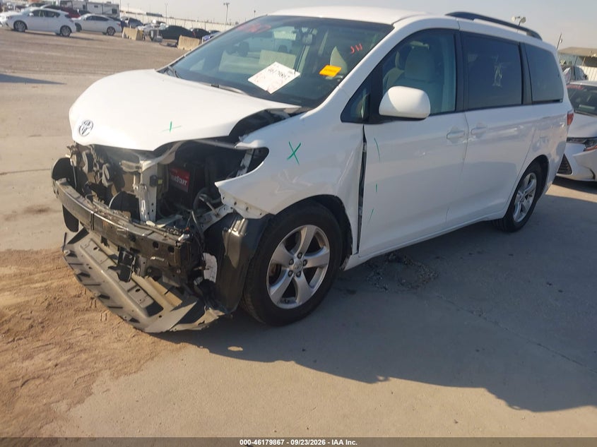 Vin: 5tdkk3dc2gs749110, lot: 46679727, toyota sienna le 8 passenger 20162
