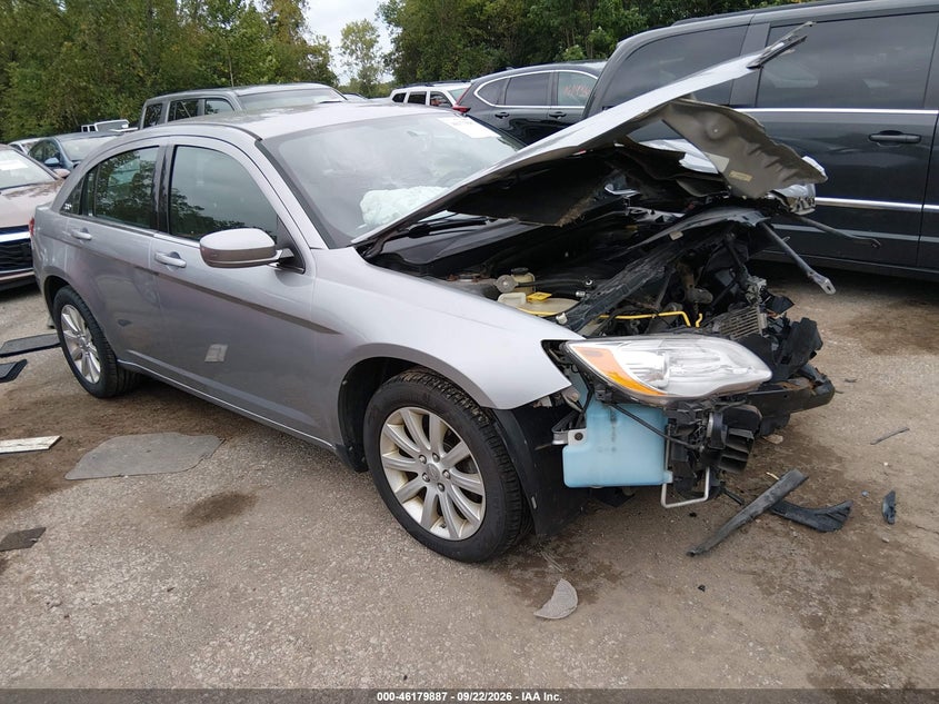 Vin: 1c3ccbbb6dn743595, lot: 46679747, chrysler 200 touring 2013 img_1
