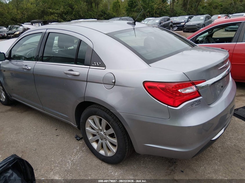 Vin: 1c3ccbbb6dn743595, lot: 46679747, chrysler 200 touring 20133