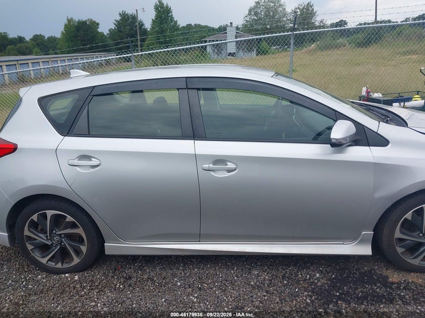 TOYOTA COROLLA IM - zdjęcie 13