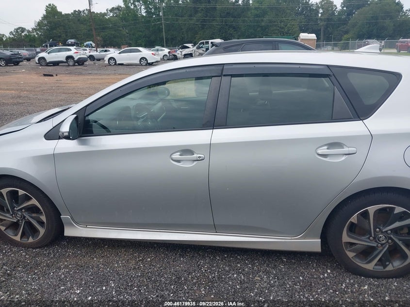 TOYOTA COROLLA IM - zdjęcie 14