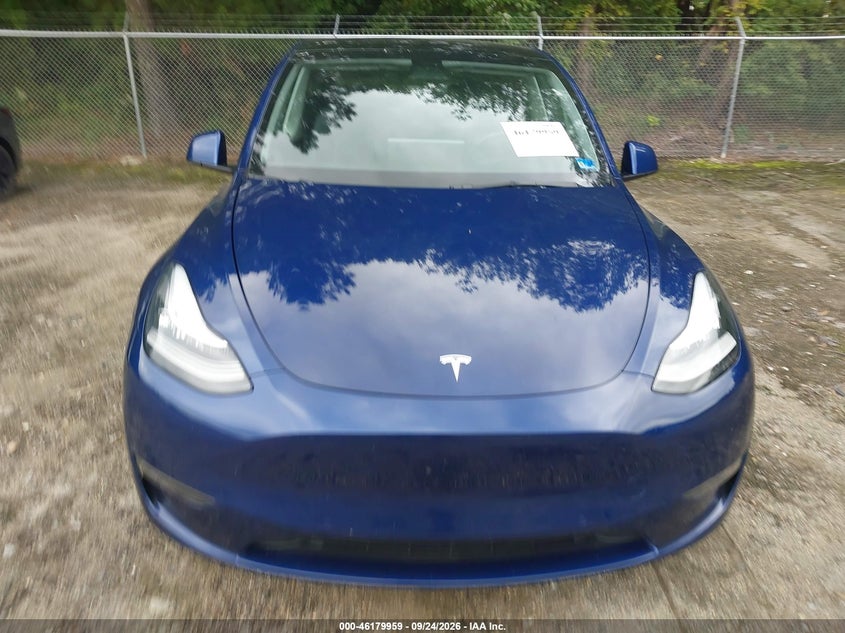 TESLA MODEL Y - zdjęcie 12