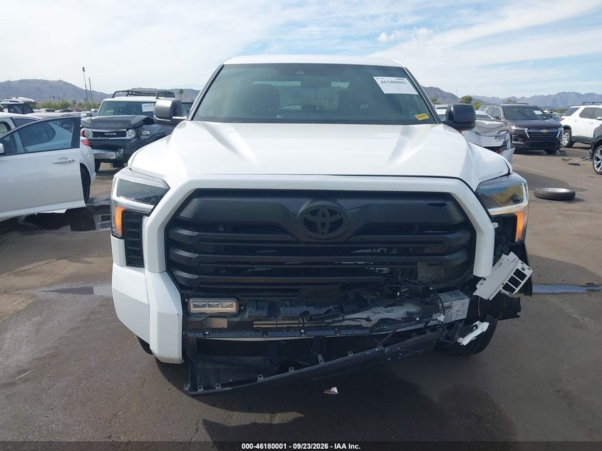 TOYOTA TUNDRA 4WD - zdjęcie 12