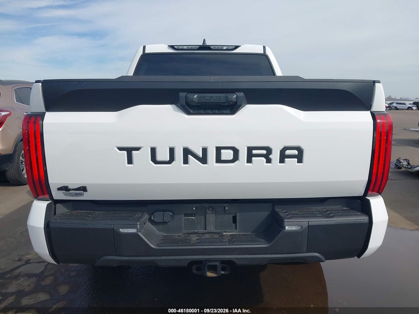 TOYOTA TUNDRA 4WD - zdjęcie 16