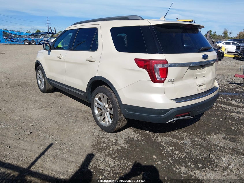 2018 FORD EXPLORER XLT · Фото 3