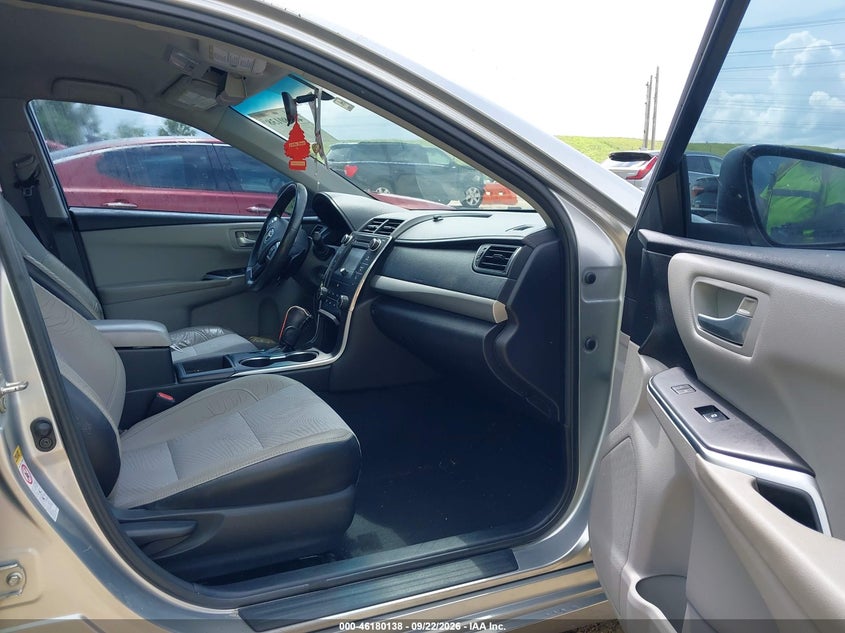 TOYOTA CAMRY - zdjęcie 5