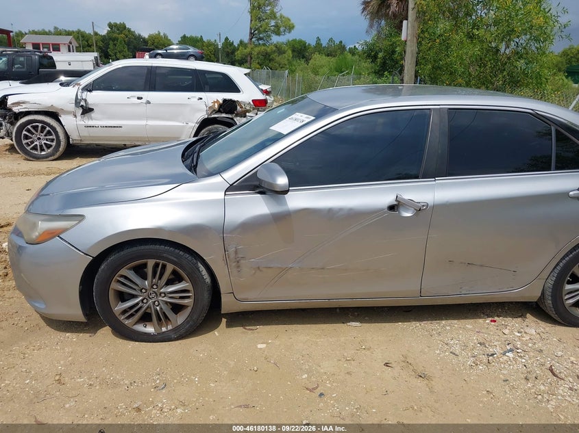 TOYOTA CAMRY - zdjęcie 6