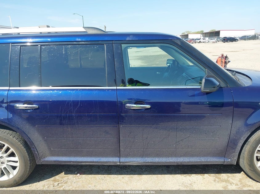 Фото 13 - FORD FLEX