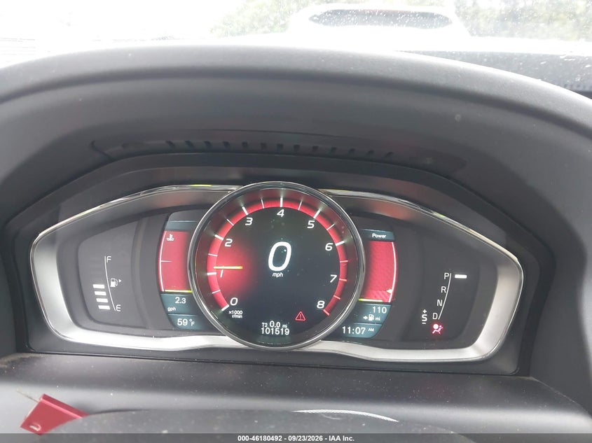 VOLVO XC60 2015 VIN YV4902RC7F2580048