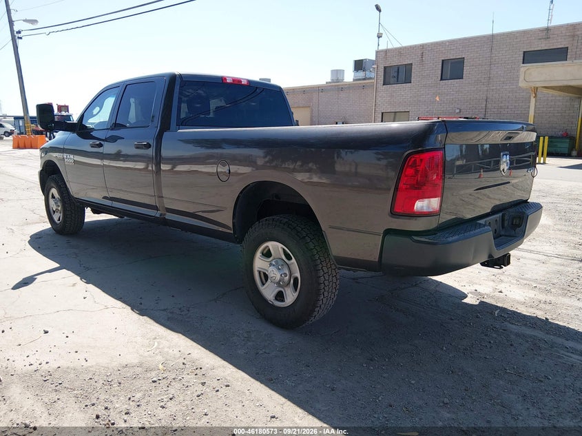 2016 RAM 3500 auction photo 3