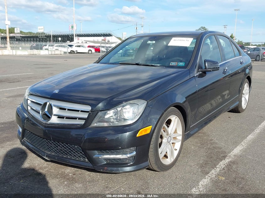 Vin: wddgf8bbxca627545, lot: 46680496, mercedes-benz c 300 sport 4matic 20122